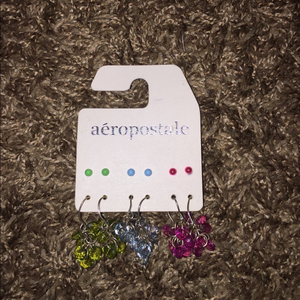 6 pairs of earrings from Aeropostale